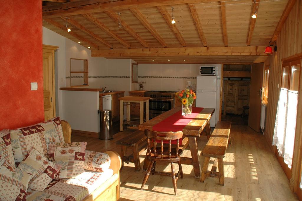 Aparthotel Giffre Et Clesson Samoëns Exterior foto